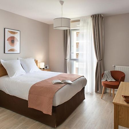 Le Criterium Lejlighedshotel Ecouflant Eksteriør billede